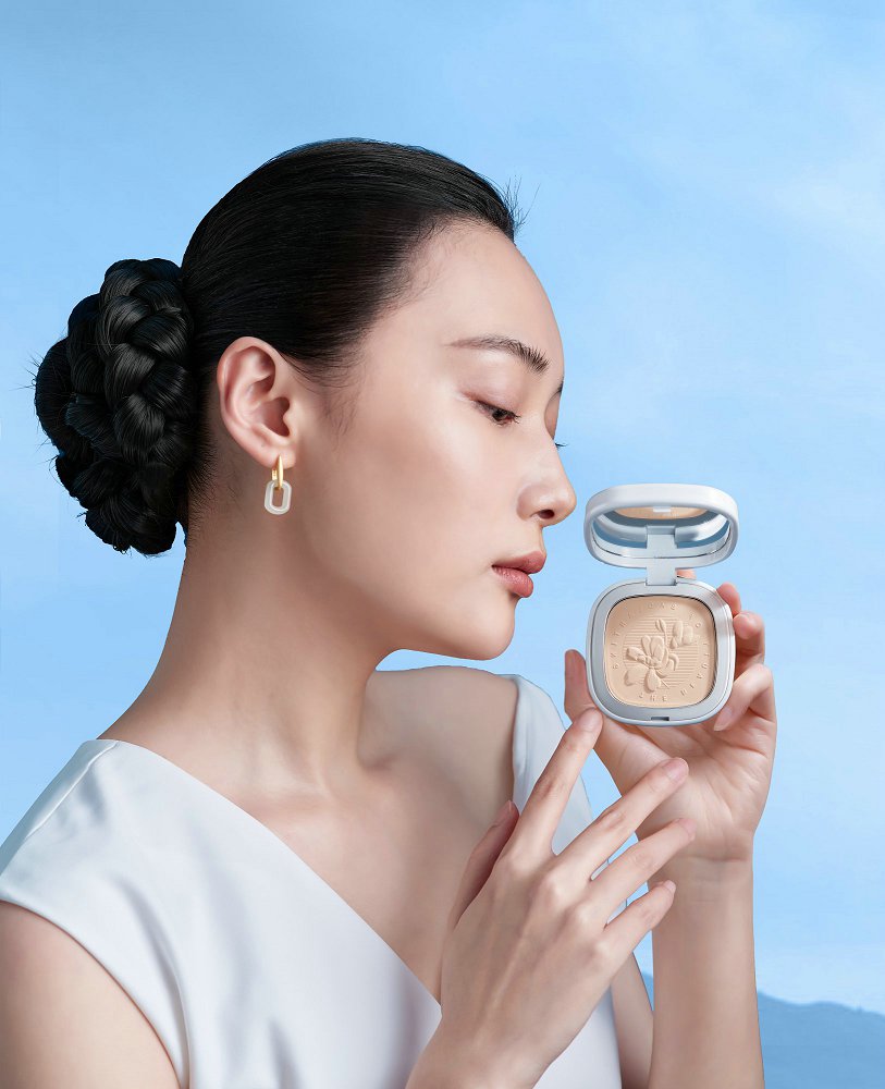 宝兰汀重塑美妆品牌新范式:中式美学与科技美妆的兼顾与平衡